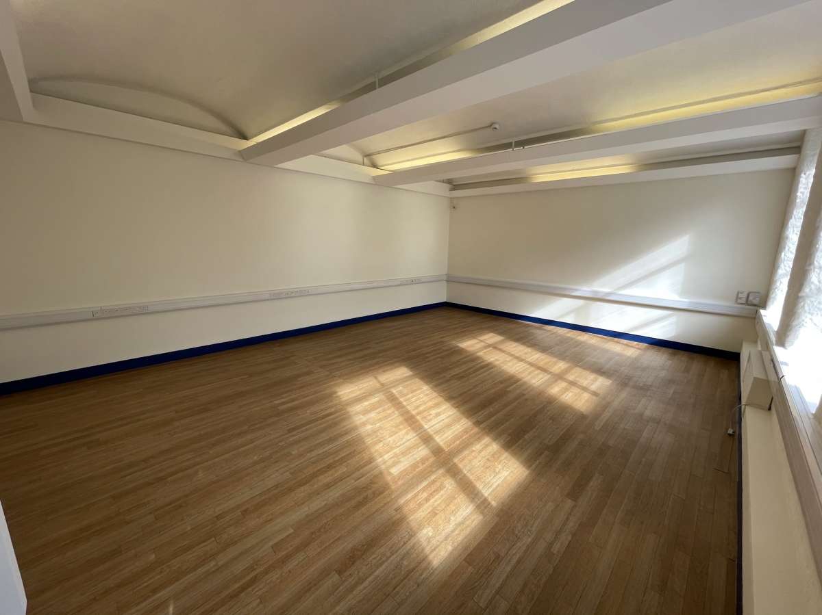 Office in Halifax - photo 2