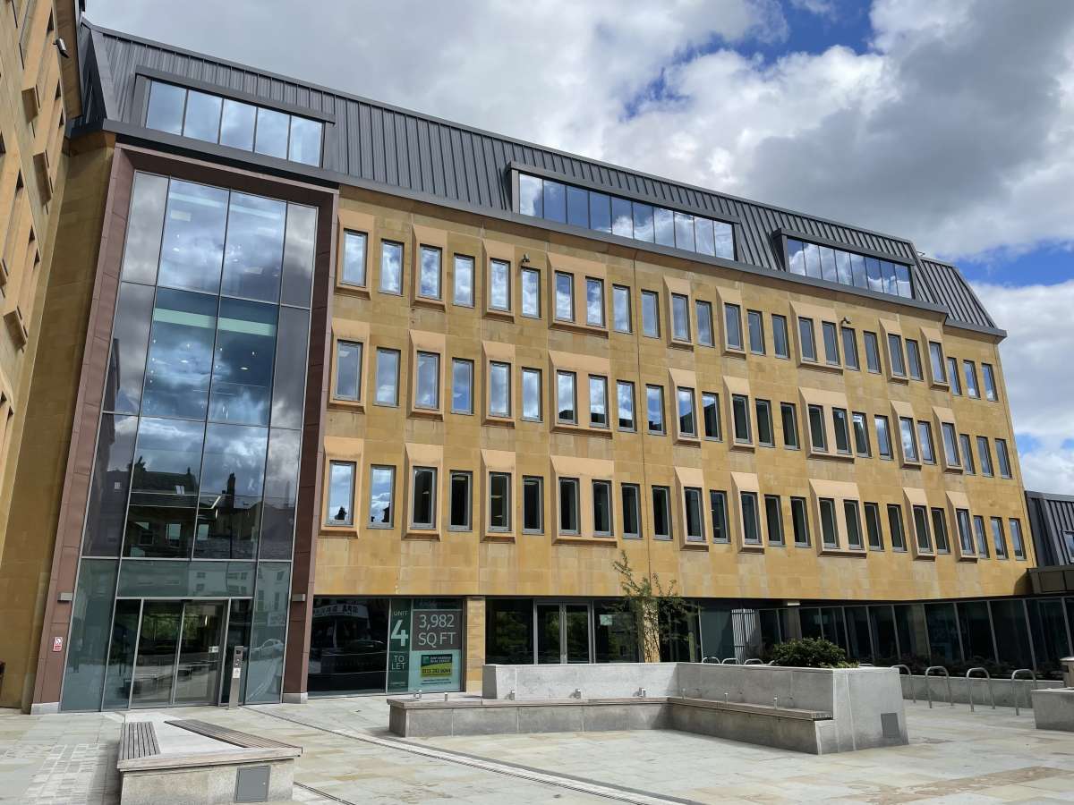 Office in Halifax - photo 3