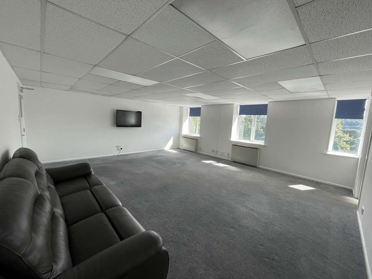 Office in Halifax - photo 3