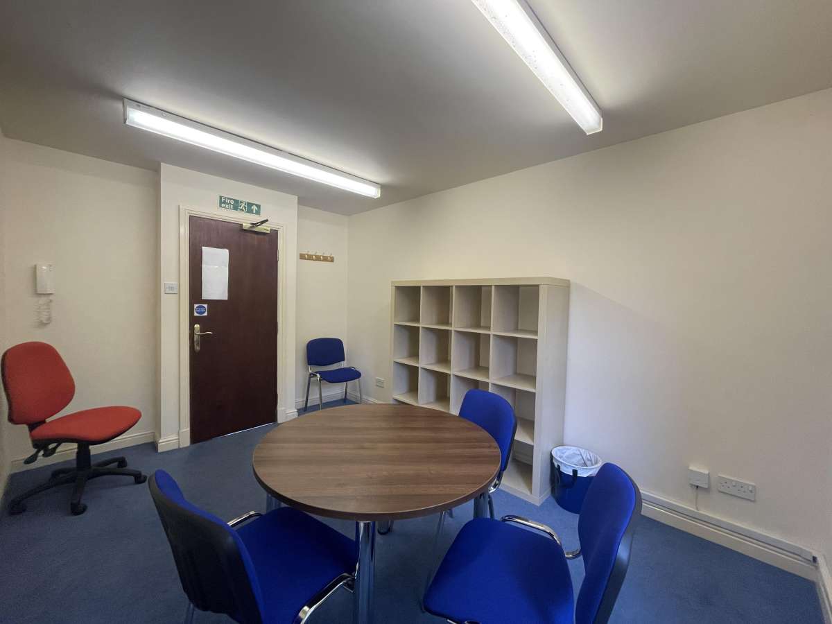 Office in Hebden Bridge - photo 4