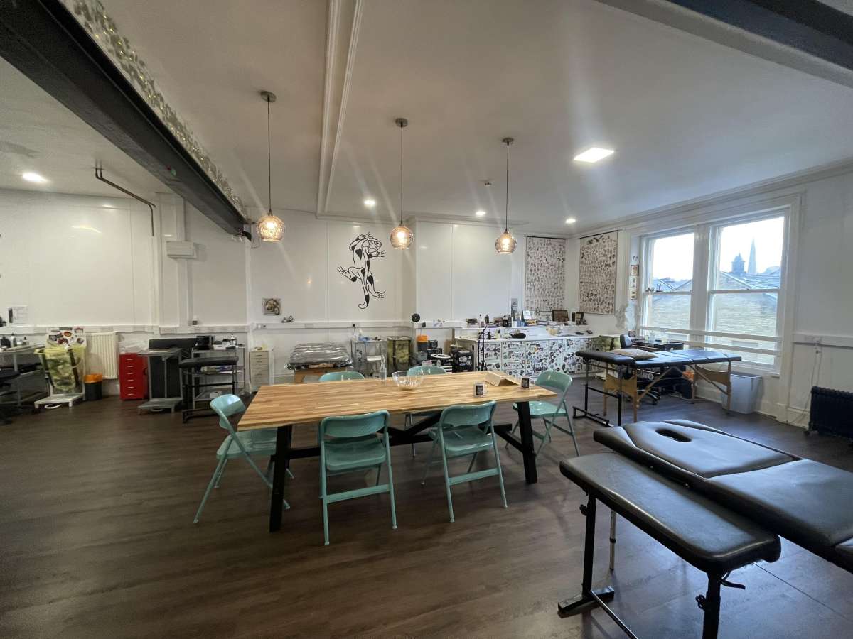 Office in Halifax - photo 4