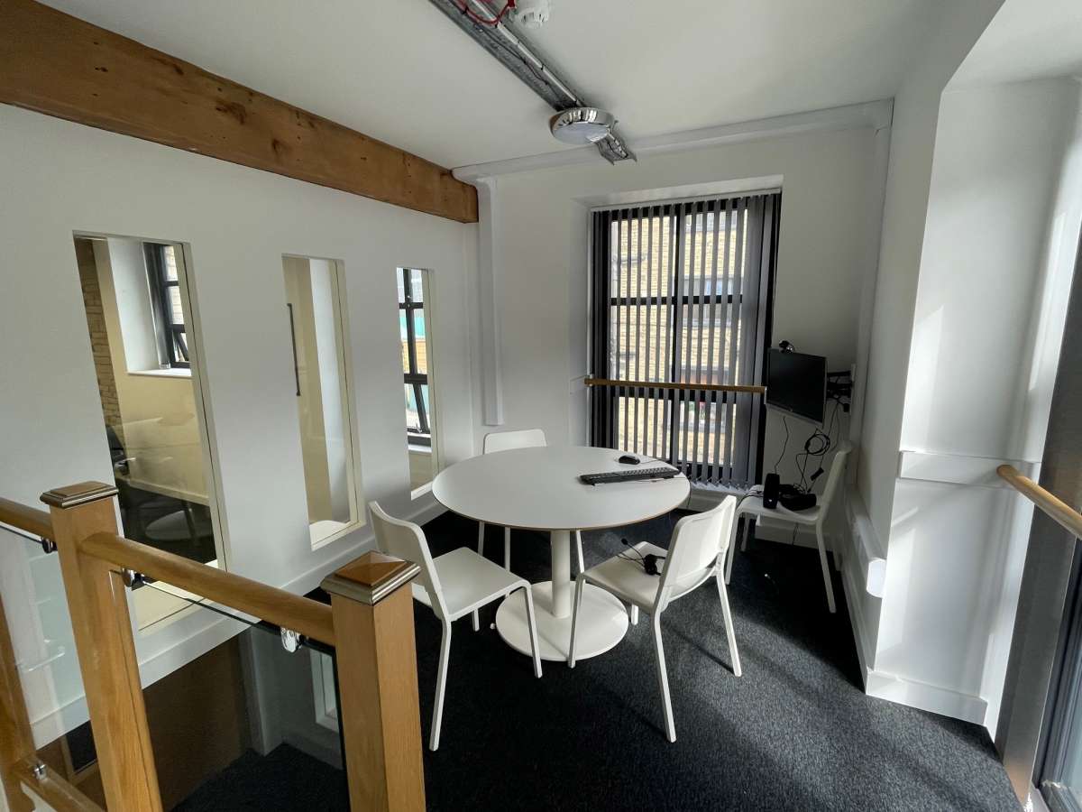 Office in Halifax - photo 3