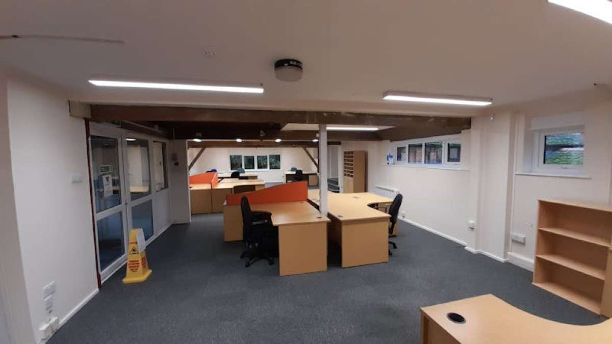 Office in Andover - photo 2