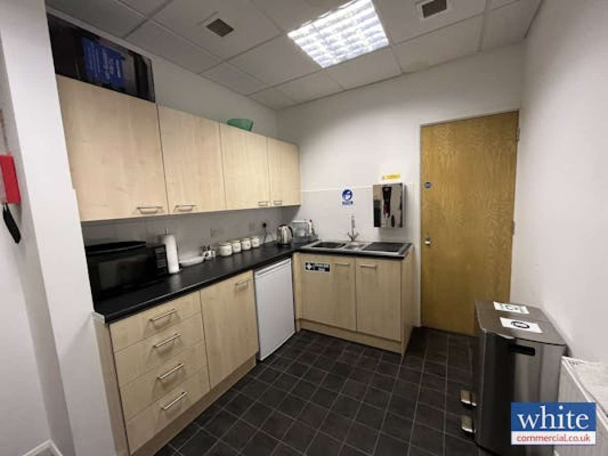 Office in Banbury - photo 3