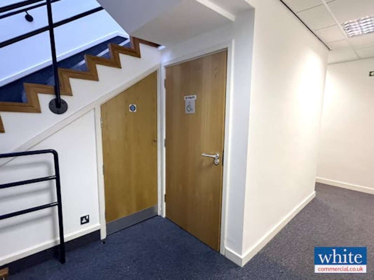 Office in Banbury - photo 4