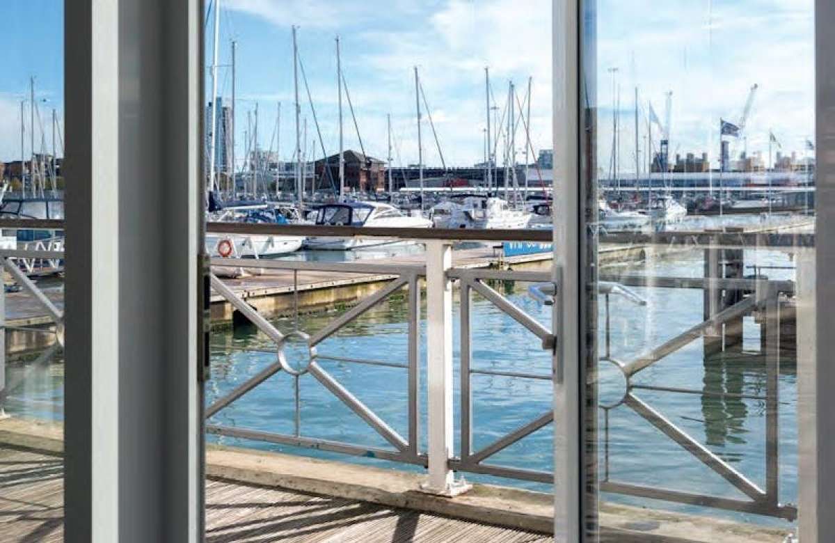 Office in Southampton - photo 4