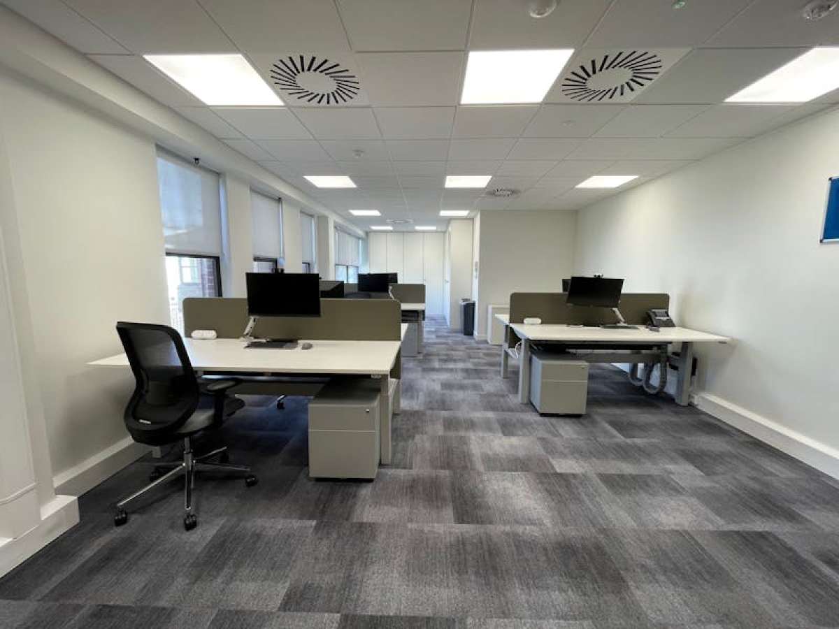 Office in Guildford - photo 4