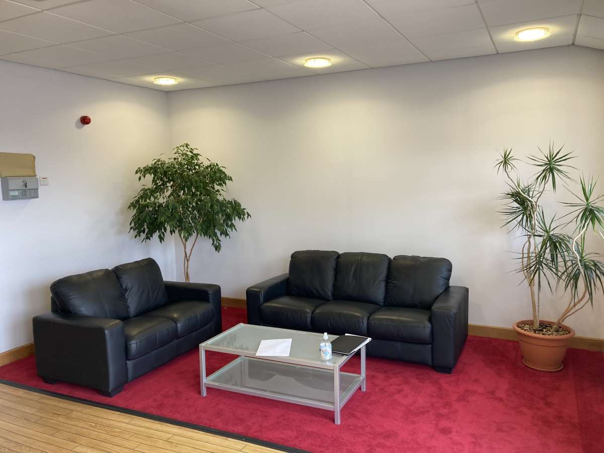 Office in Sheffield - photo 2