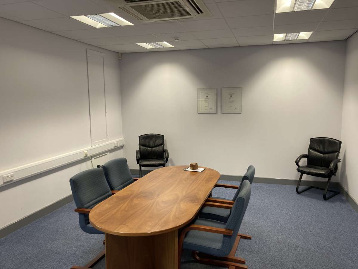 Office in Sheffield - photo 3