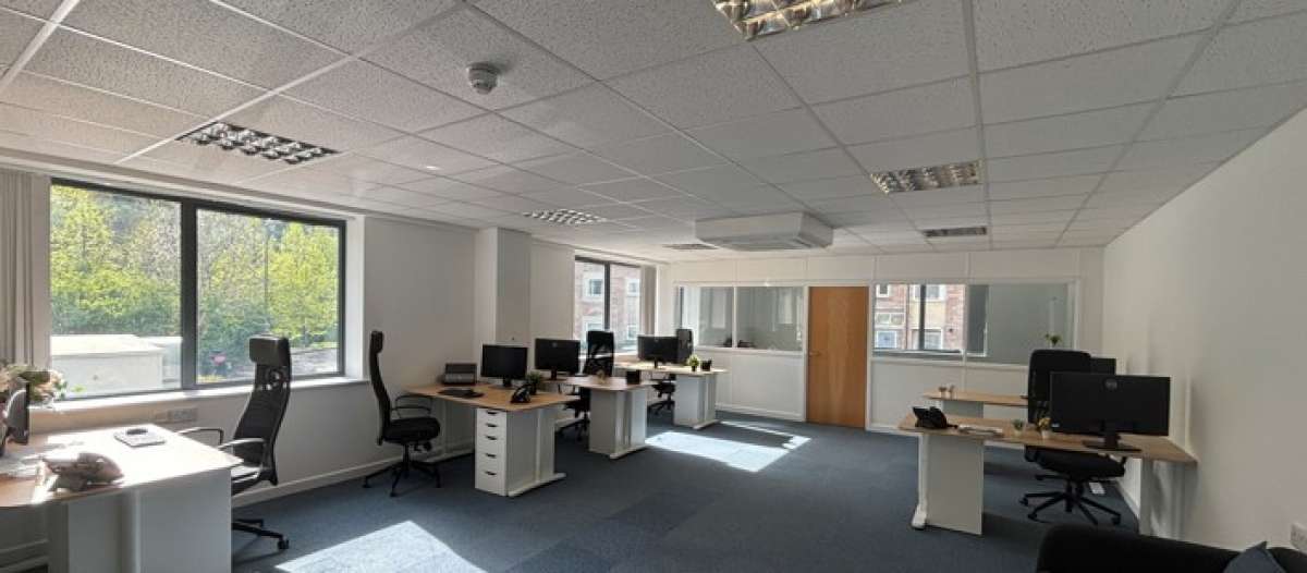 Office in Belper - photo 2
