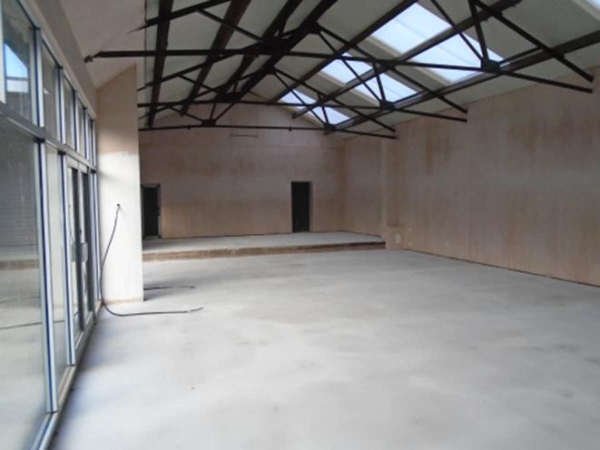 Office in Trowbridge - photo 4