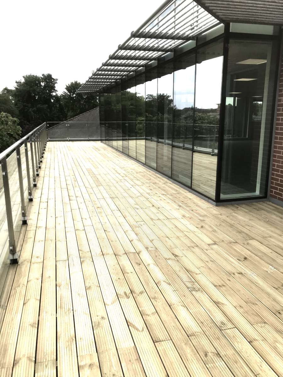 Office in Reigate - photo 4