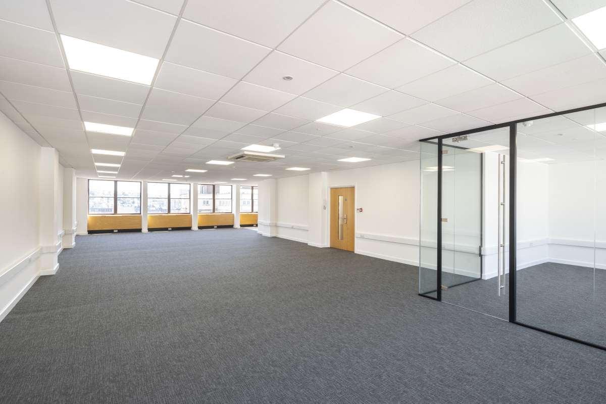 Office in Brighton - photo 2