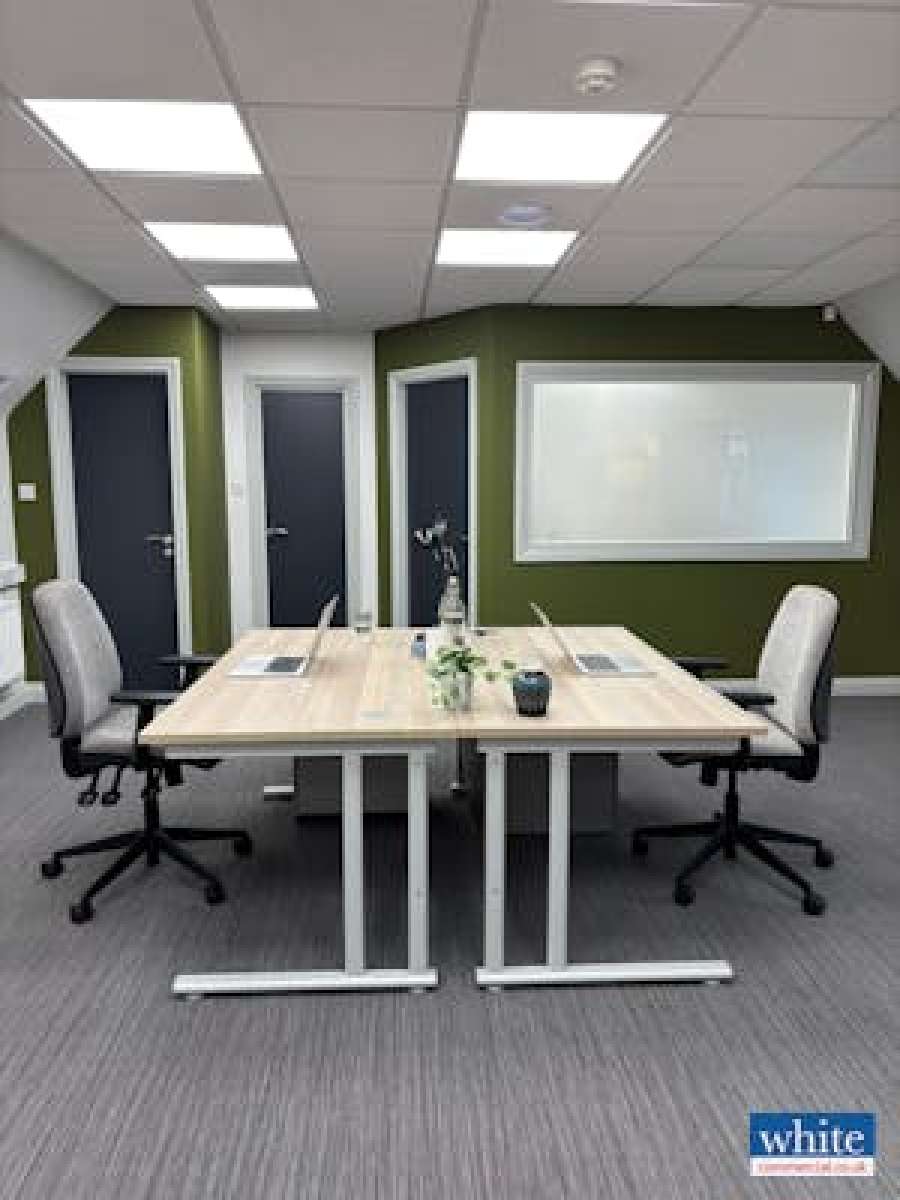 Office in Towcester - photo 4
