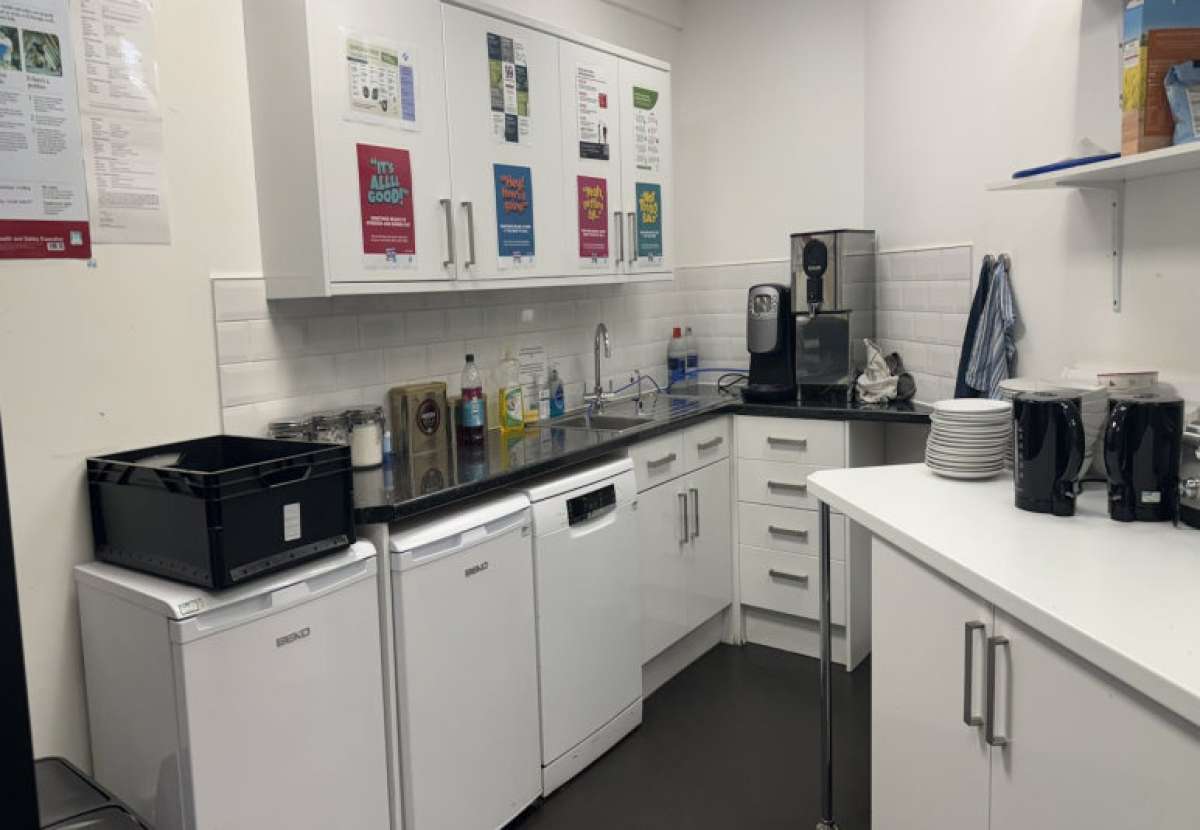 Office in Redhill - photo 4