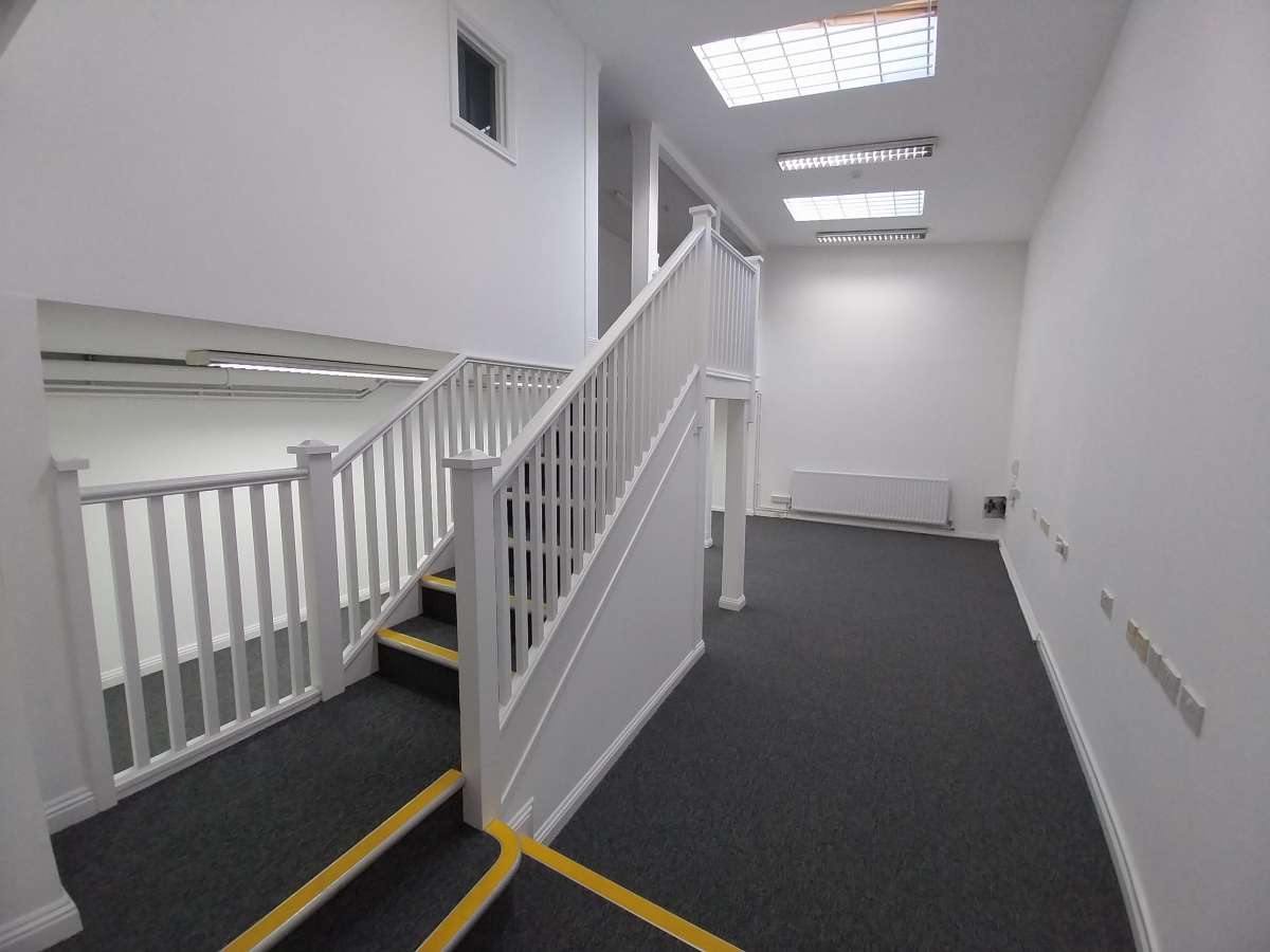 Office in Hove - photo 4