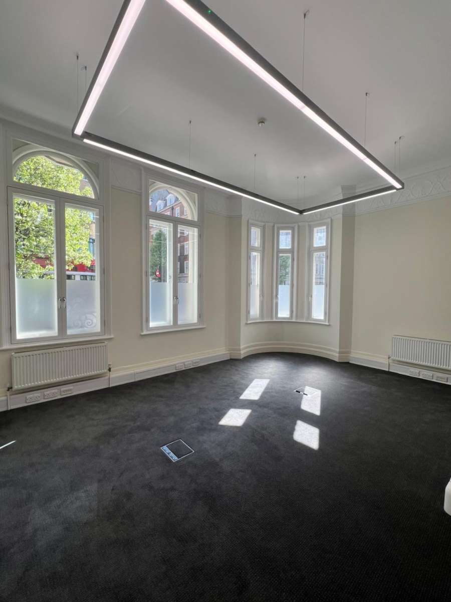 Office in London - photo 2