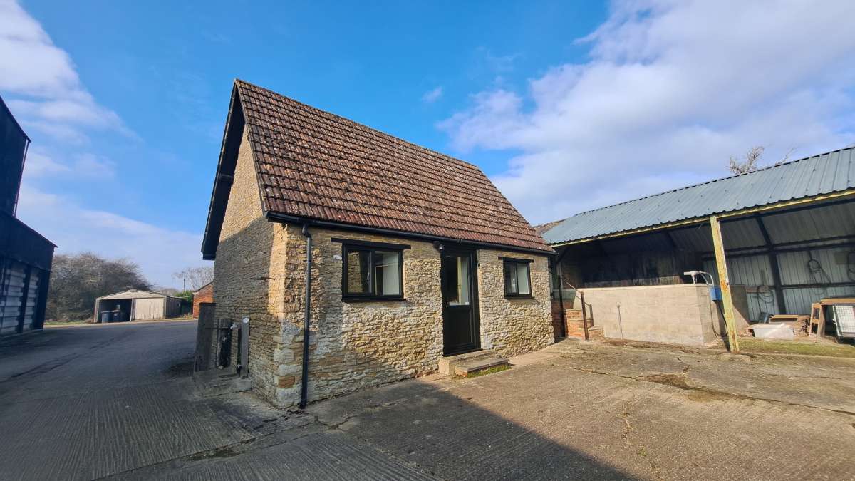 Office in Bedford - photo 2