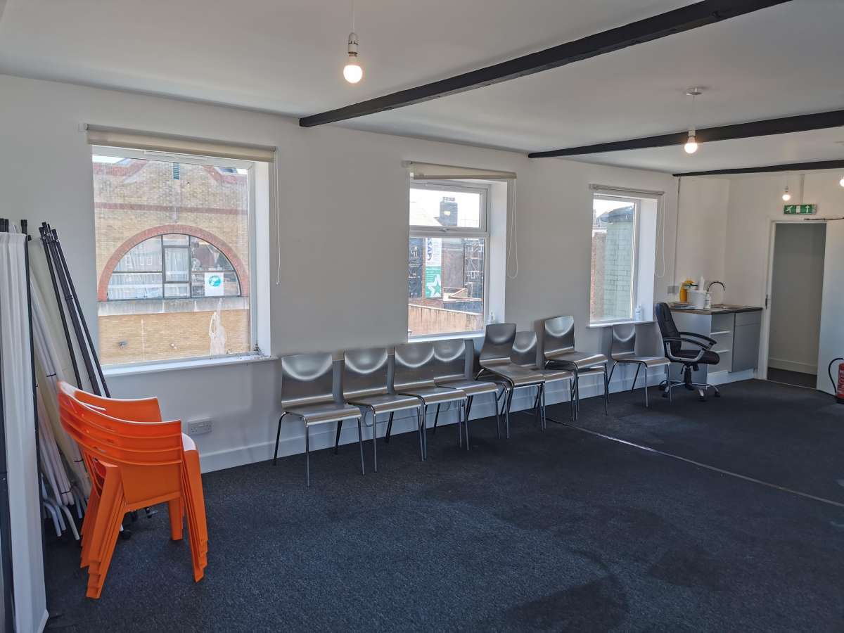 Office in Great Yarmouth - photo 3