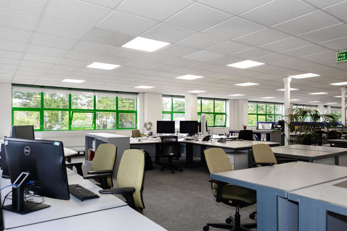 Office in Stevenage - photo 3