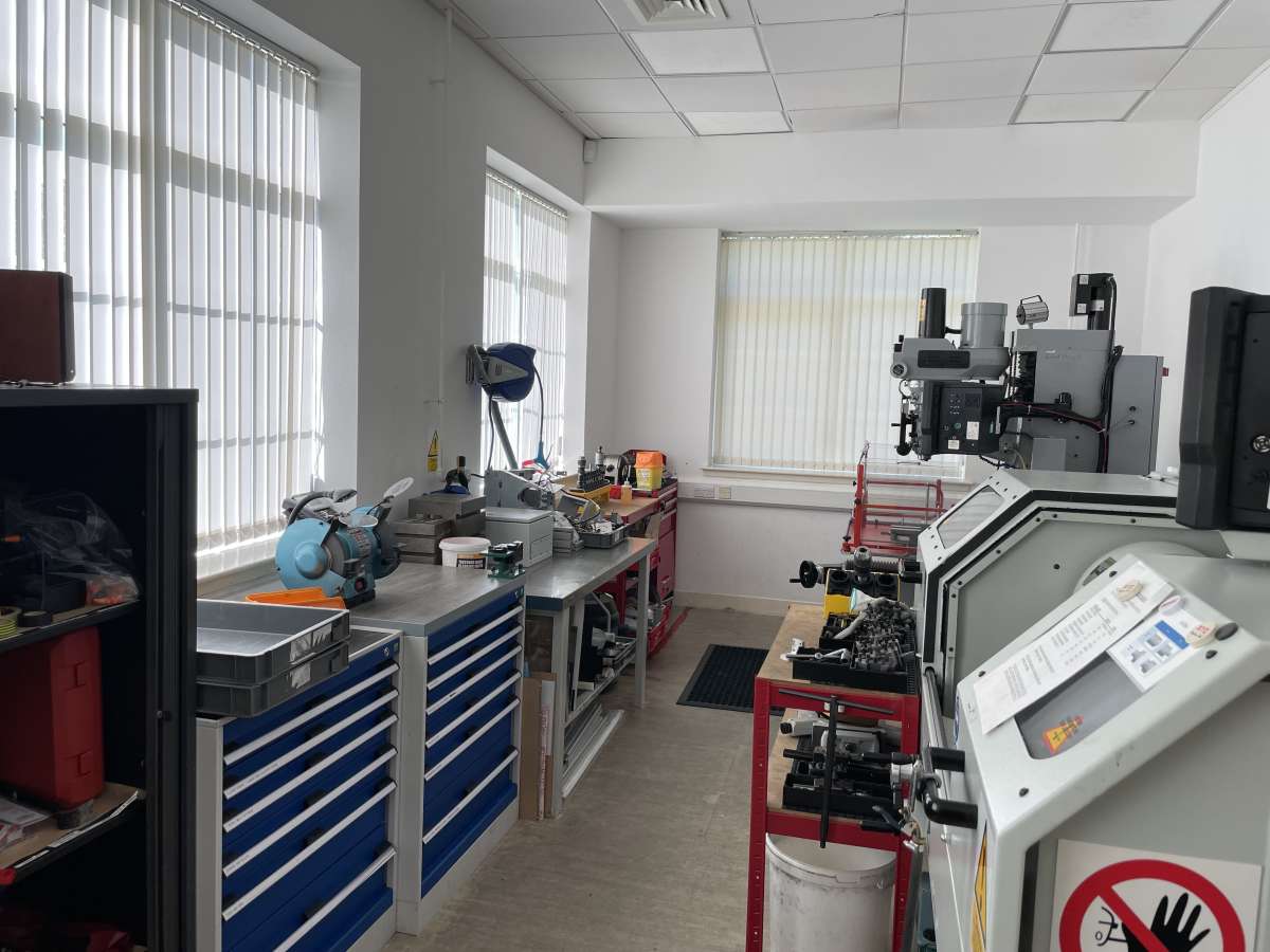 Office in Edinburgh - photo 2