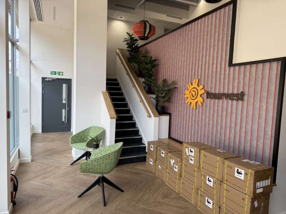 Office in Woking - photo 3