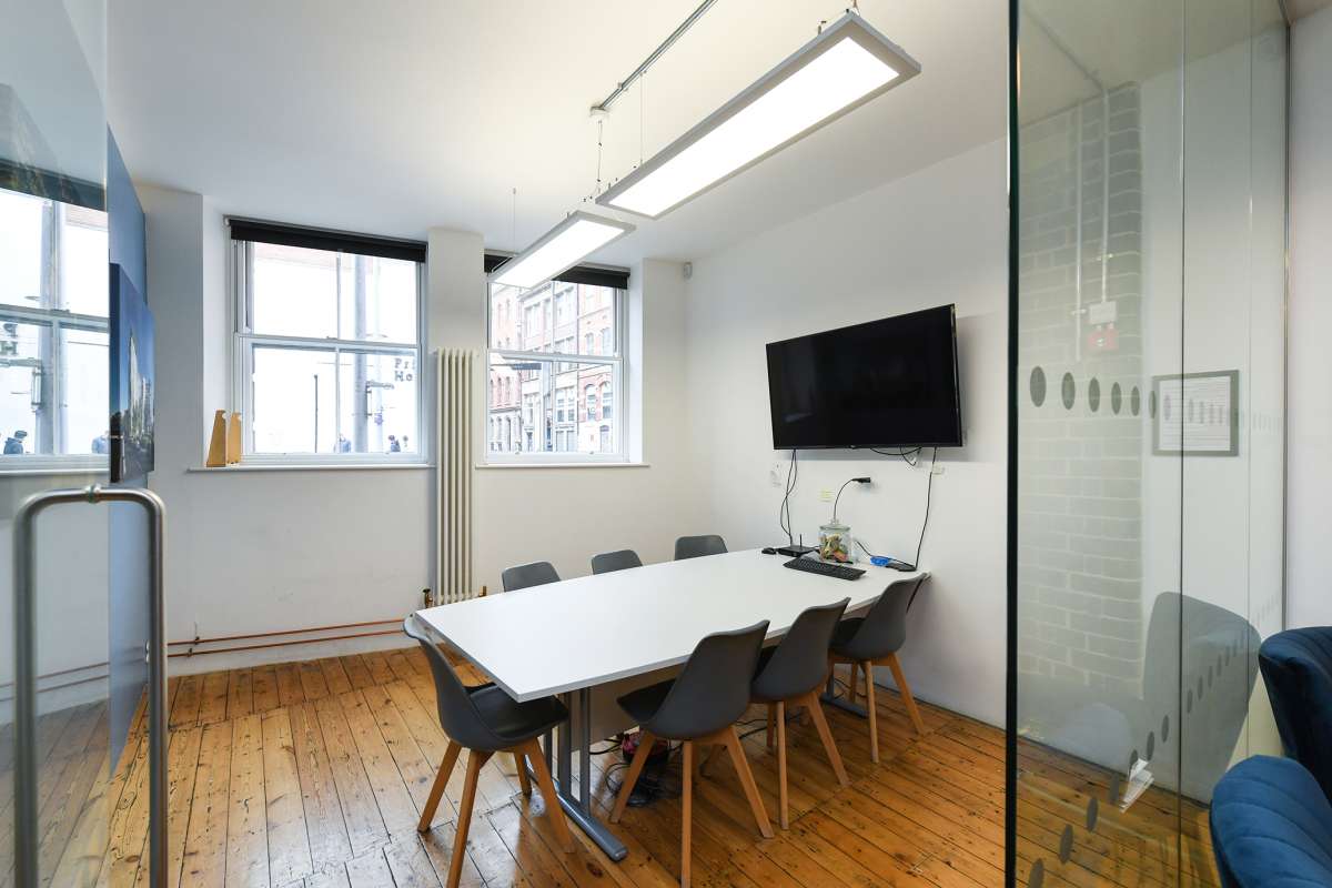 Office in Nottingham - photo 4