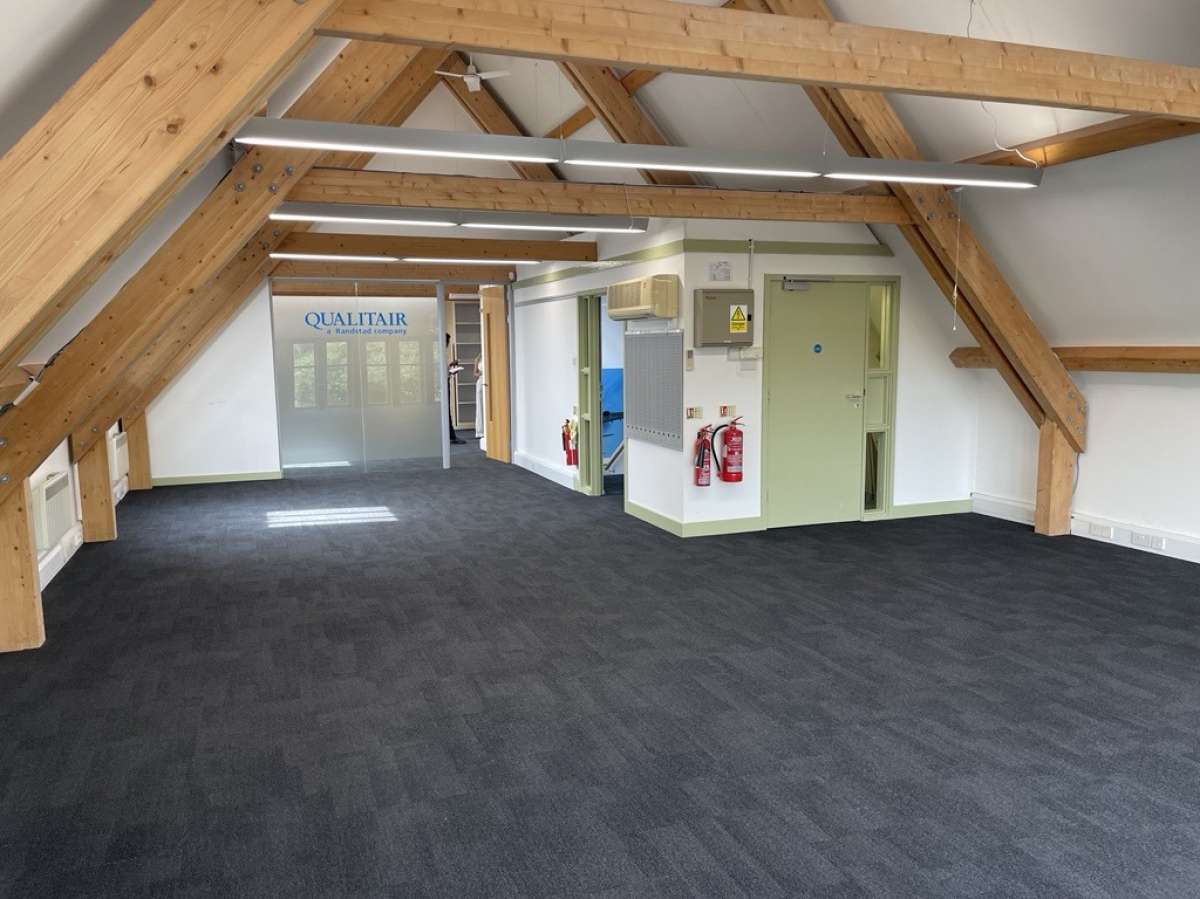 Office in Cambridge - photo 3