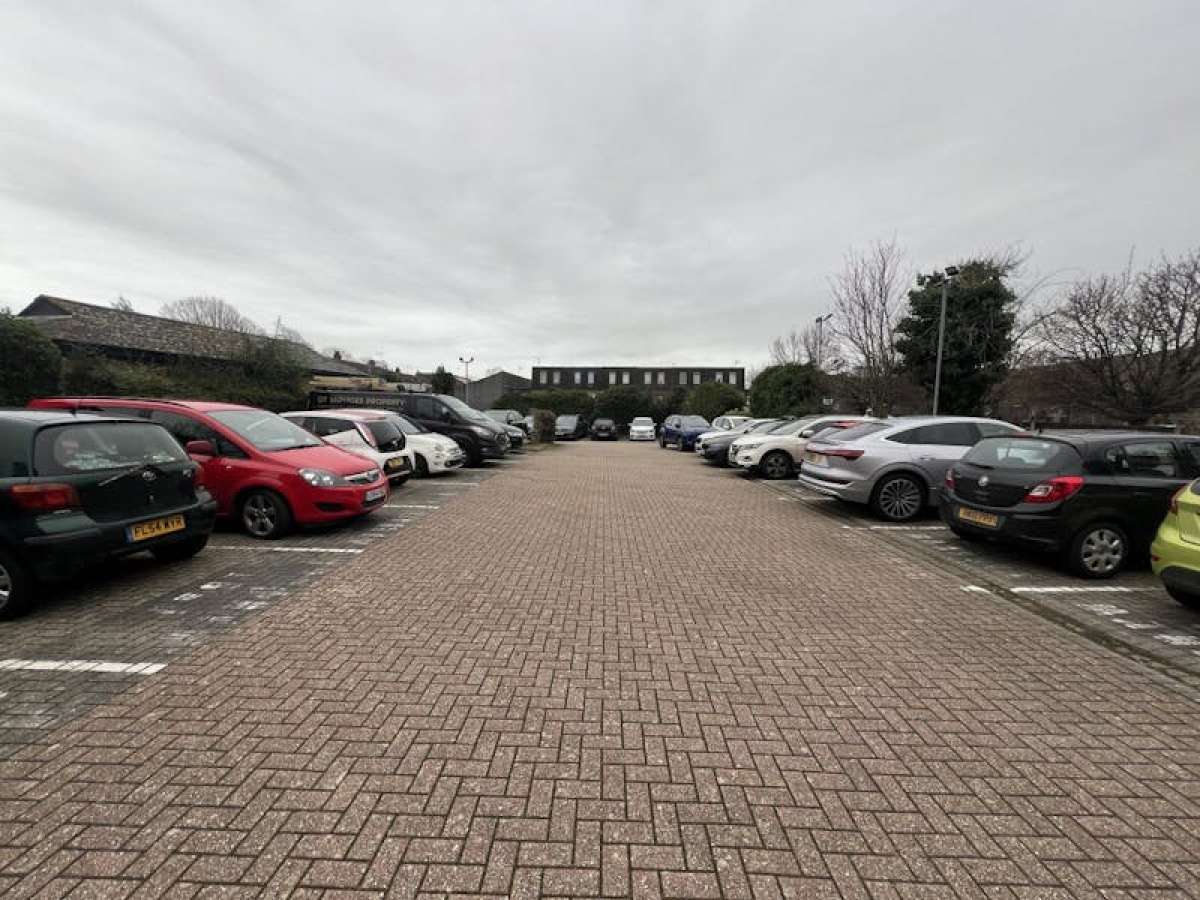 Office in Portsmouth - photo 3