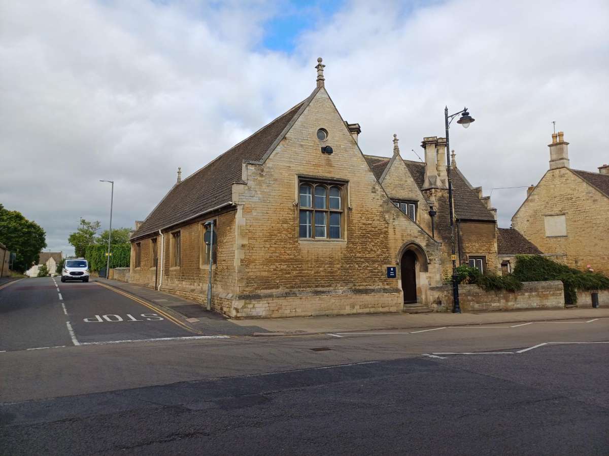 Office in Stamford - photo 3