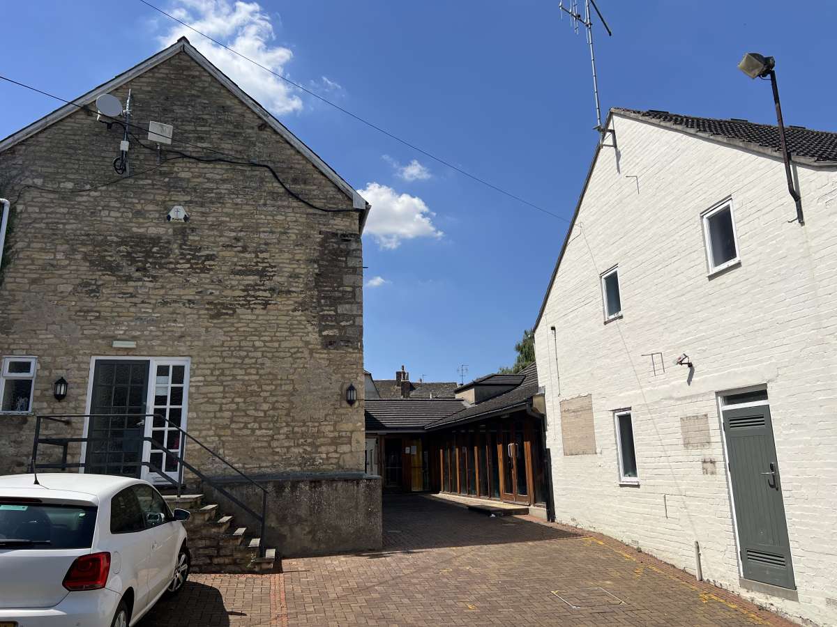 Office in Stamford - photo 4