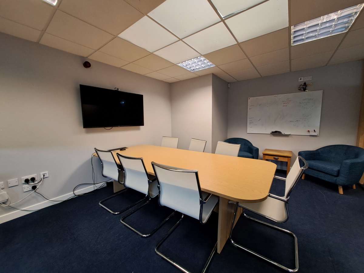 Office in Hayle - photo 4