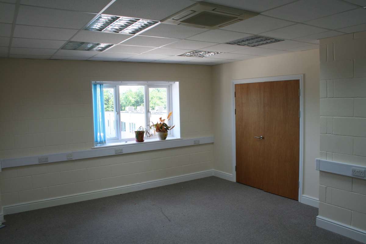 Office in Cambridge - photo 2
