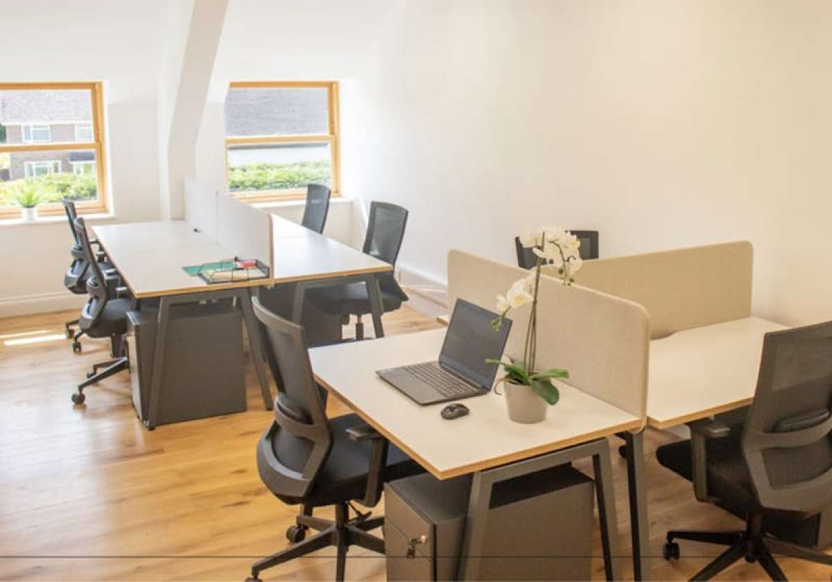 Office in Farnham - photo 4