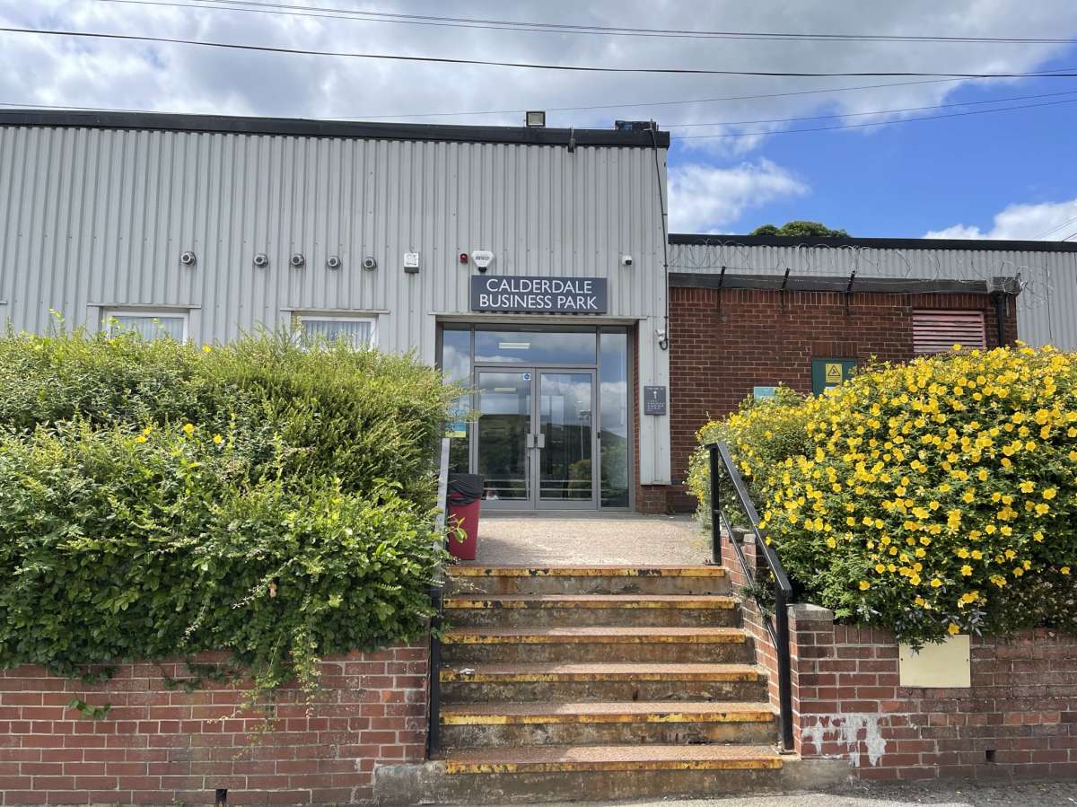 Office in Halifax - photo 4