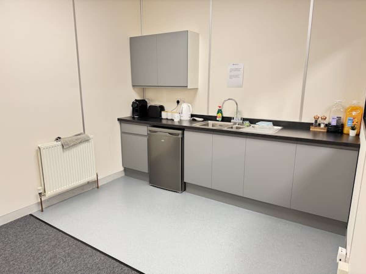 Office in Worcester - photo 2