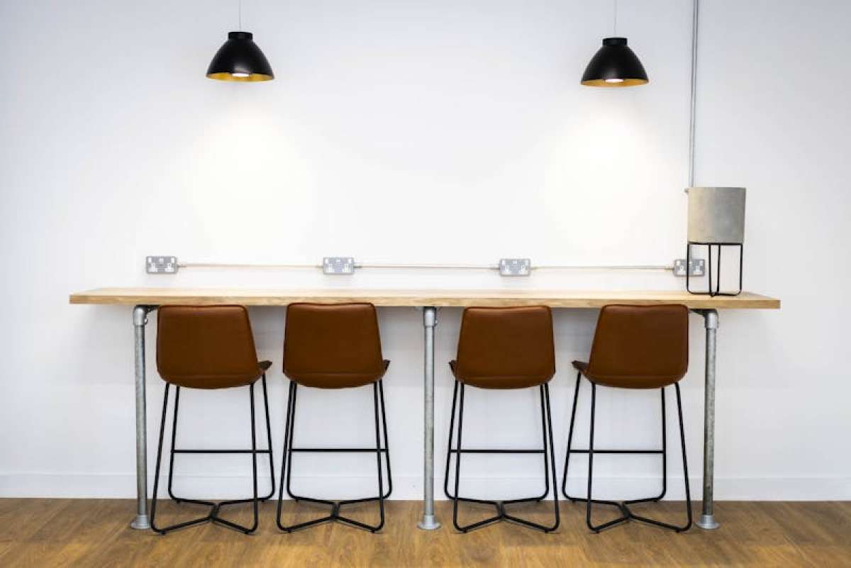 Office in Reading - photo 3