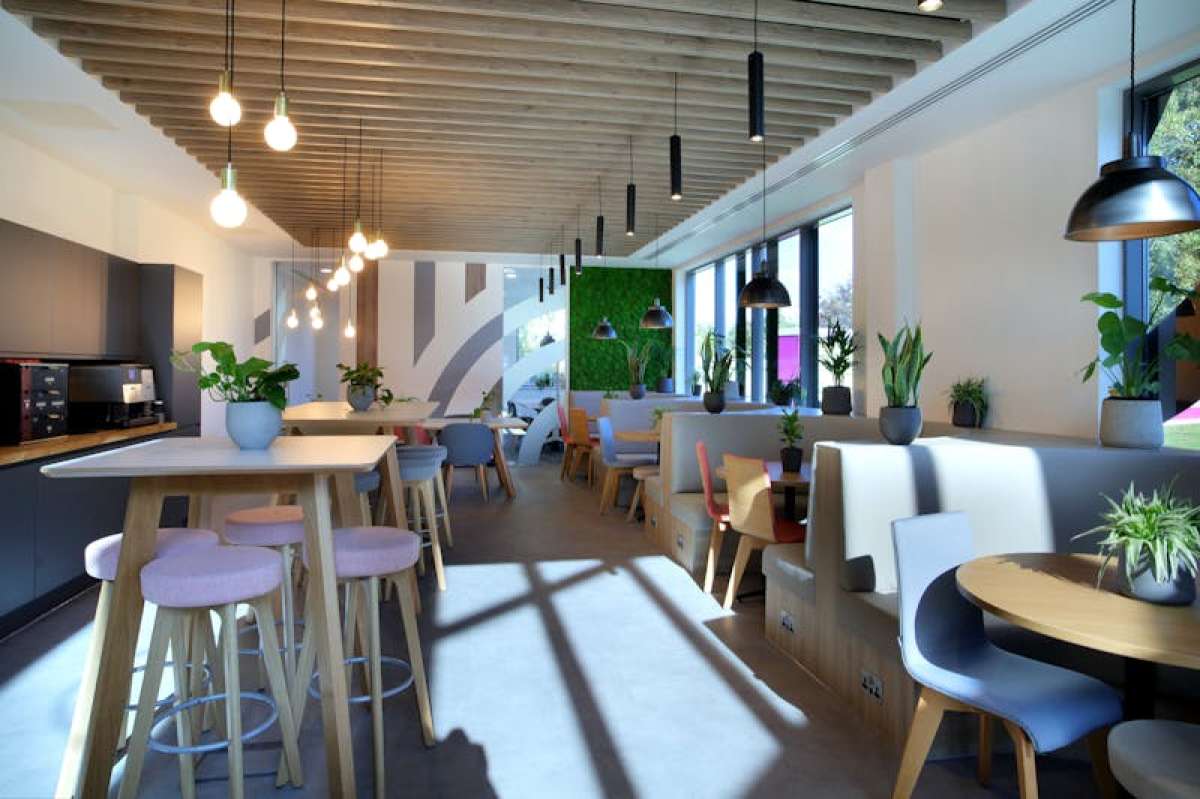 Office in Slough - photo 2