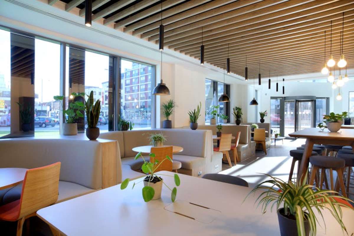 Office in Slough - photo 3