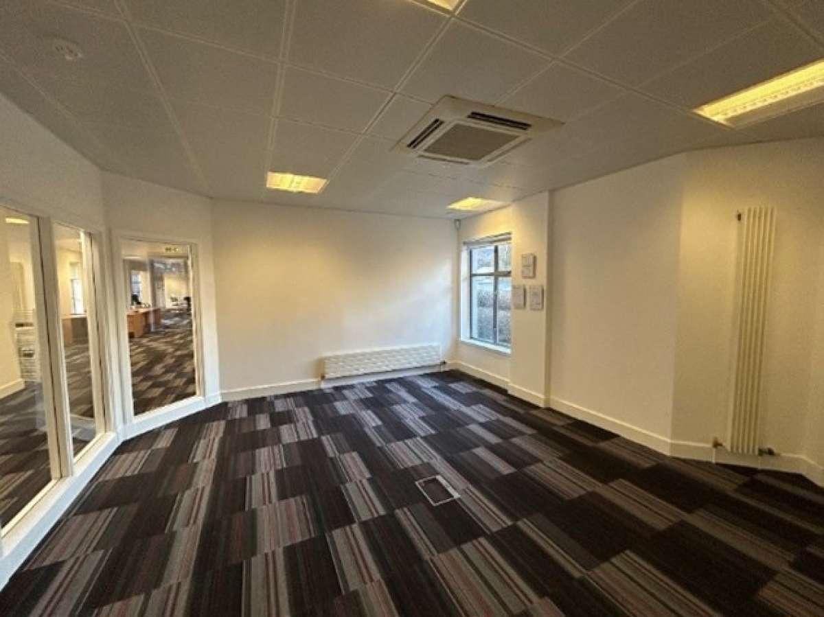 Office in Inverness - photo 2