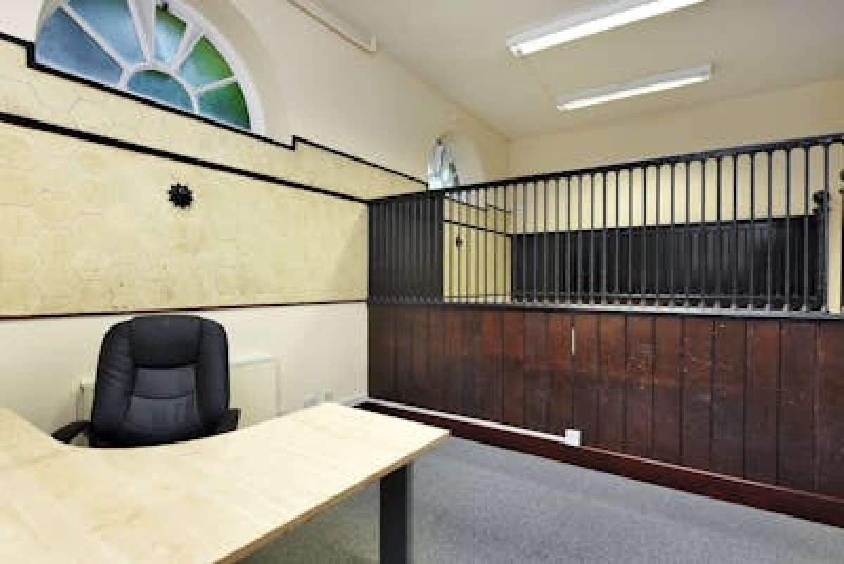 Office in Northampton - photo 3