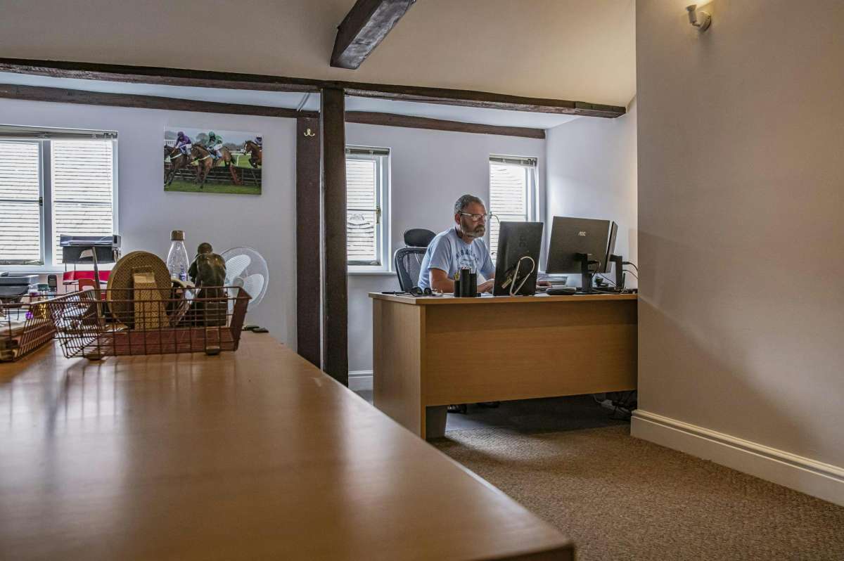 Office in Tenterden - photo 3