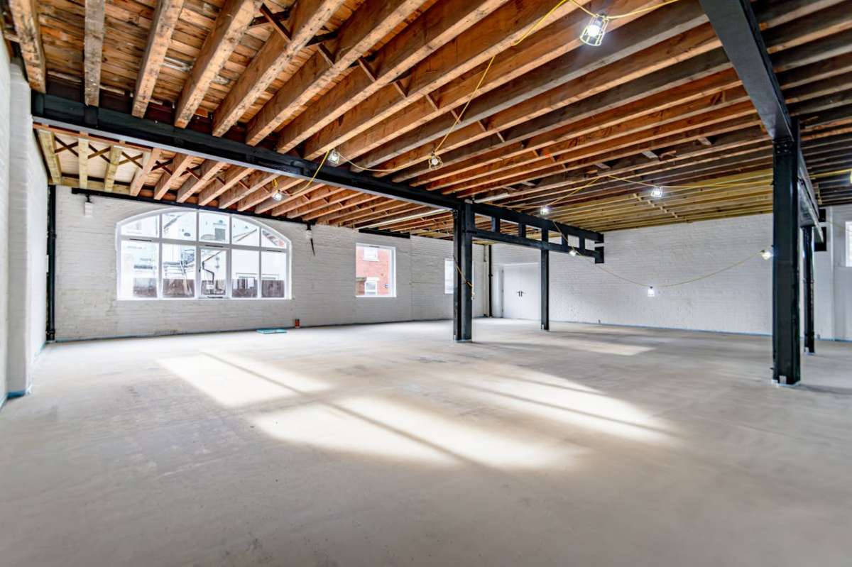 Office in Bournemouth - photo 3