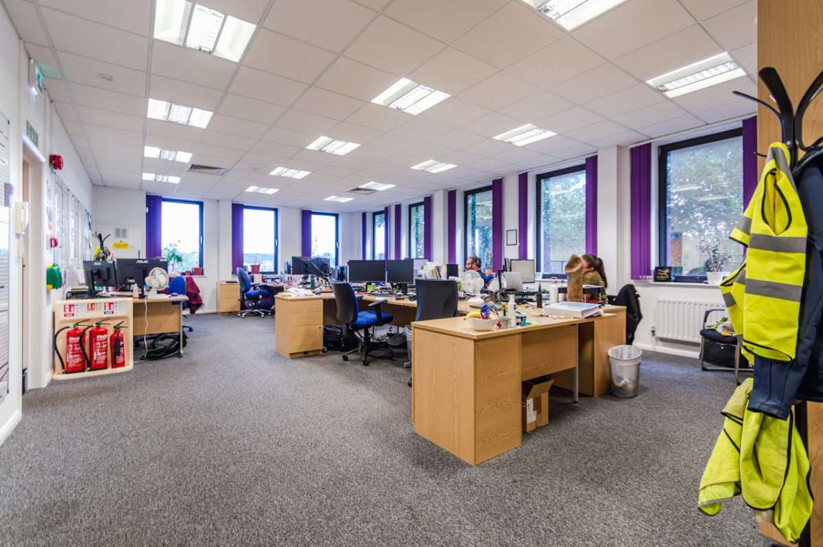 Office in Poole - photo 2