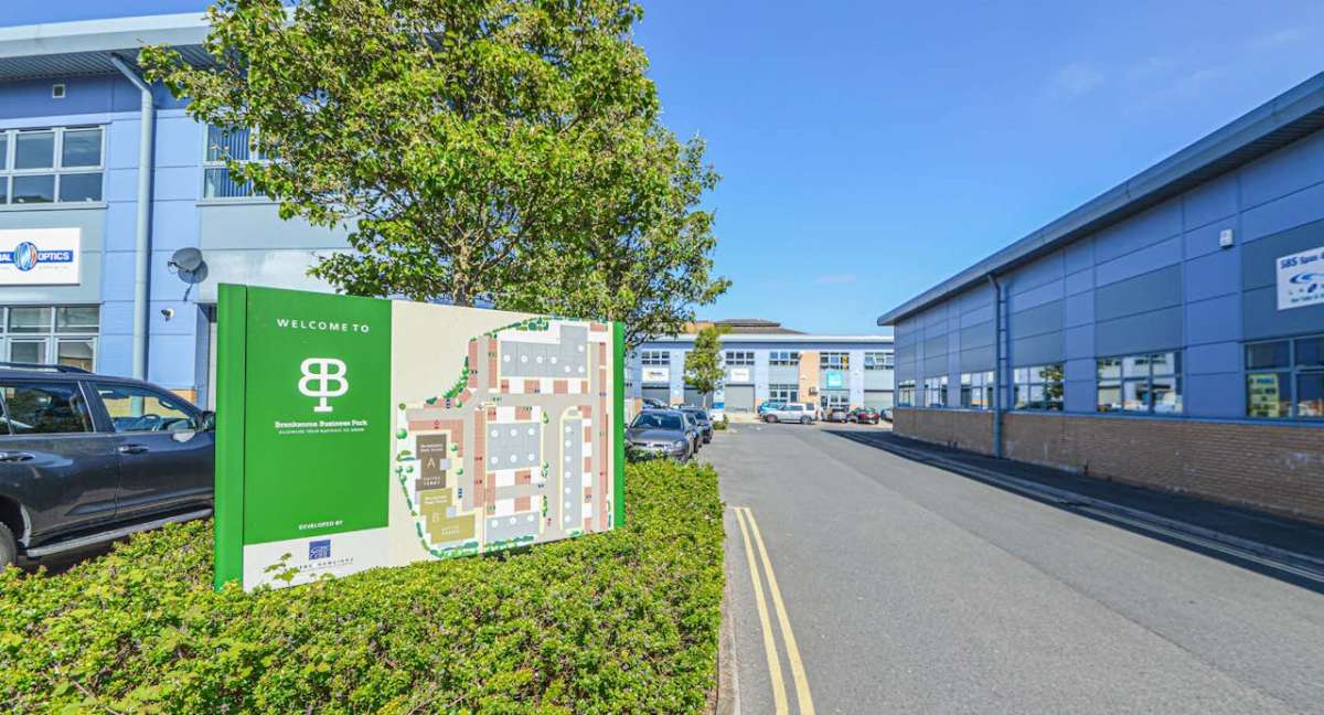 Office in Poole - photo 3