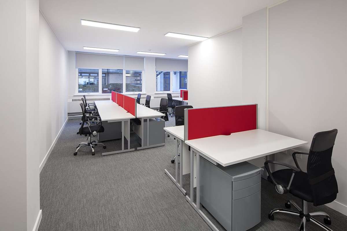 Office in Southampton - photo 2