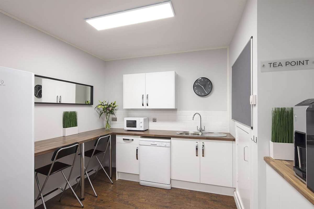 Office in Southampton - photo 4