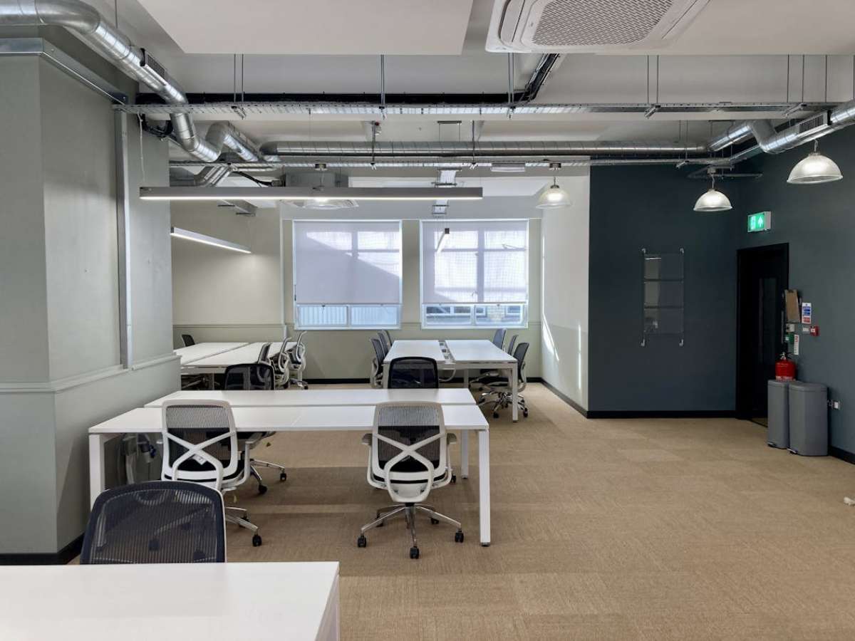 Office in Bournemouth - photo 4