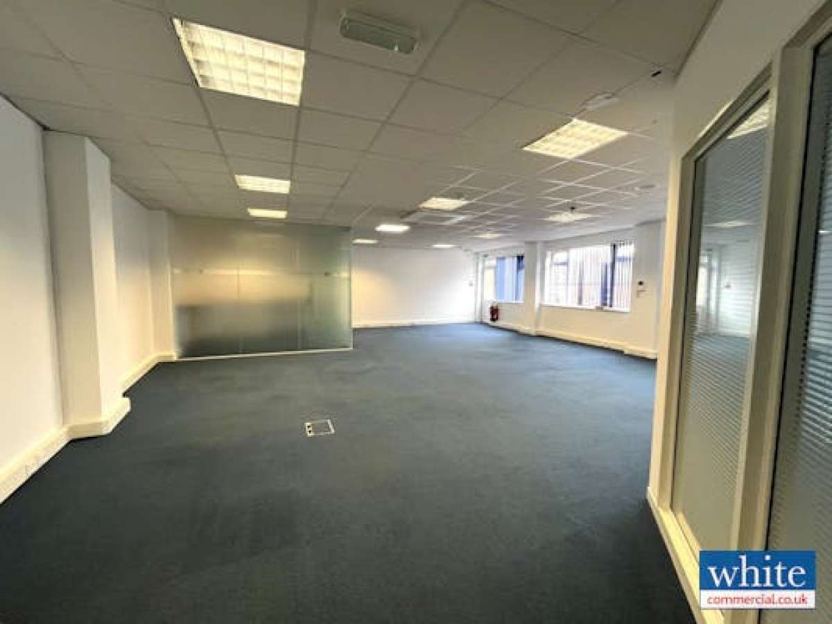 Office in Banbury - photo 2