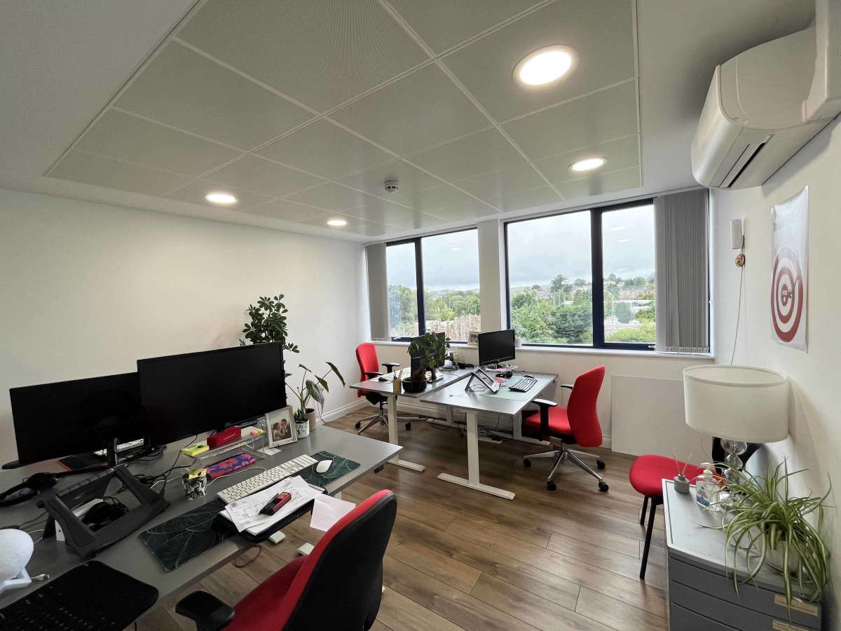 Office in Cullompton - photo 4